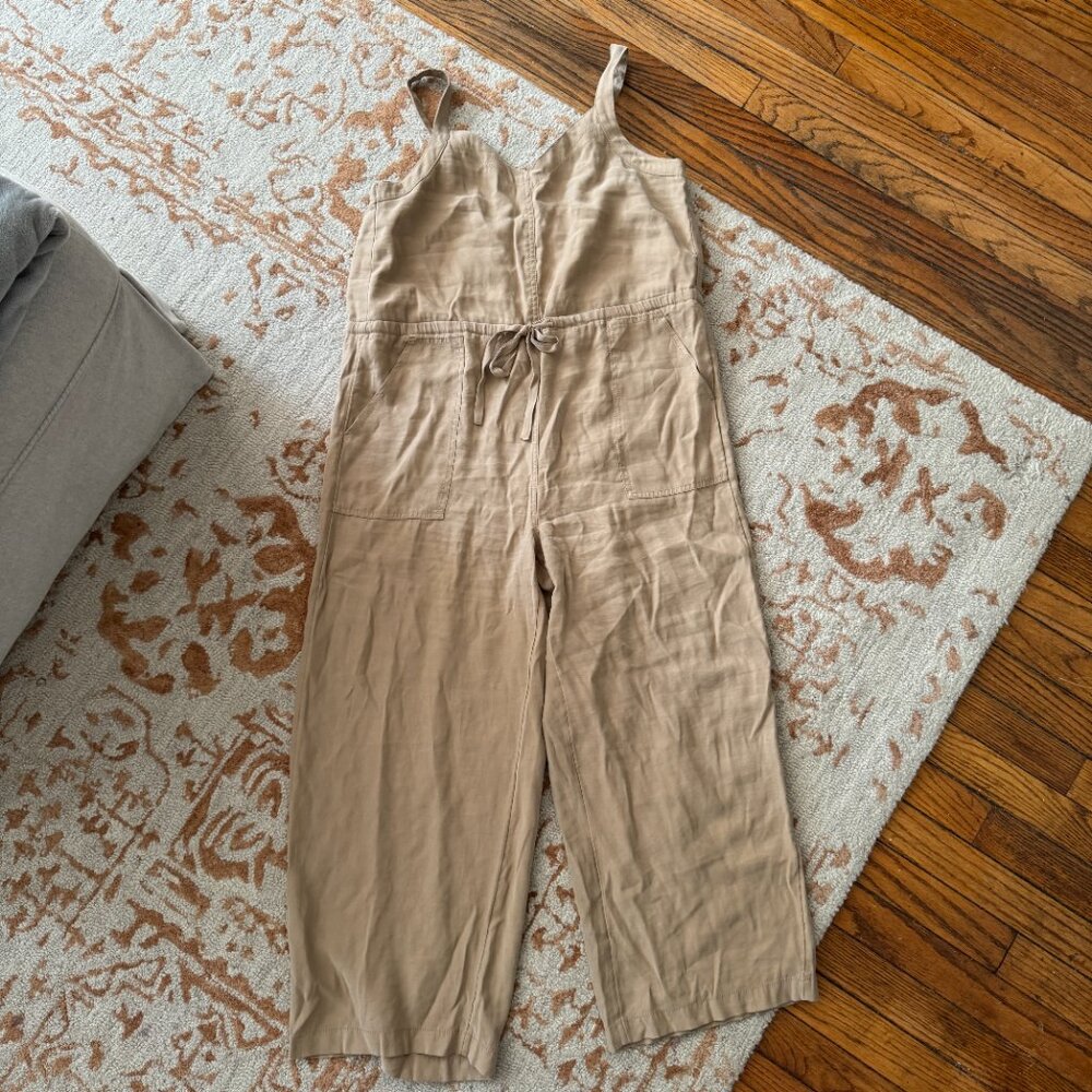 Like New Old Navy Soft-Woven Drawstring-Waist V-Neck Jumpsuit for Women Sz M - Picture 2 of 3
